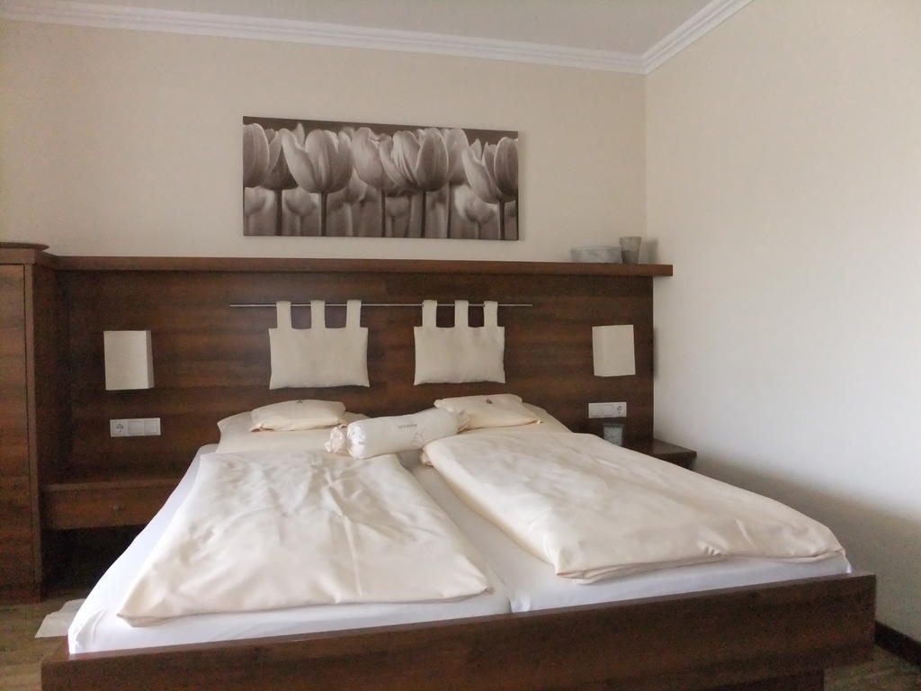 Aparthotel Christine Bad Füssing Pokoj fotografie