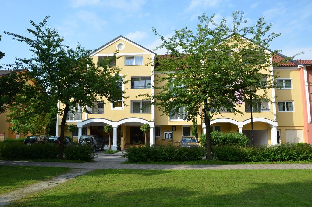 Aparthotel Christine Bad Füssing Exteriér fotografie